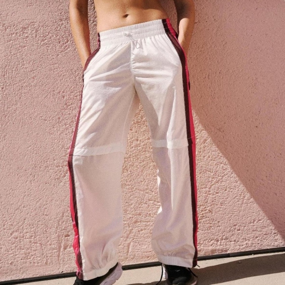 FREE PEOPLE MOVEMENT END ZONE WIND TRACK PANT WHITE PINK ELASTIC WAIST SIZE M